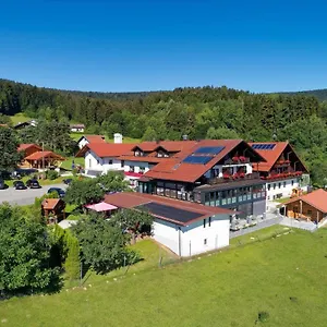 https://hotel-hirschenstein.com-bavaria.com
