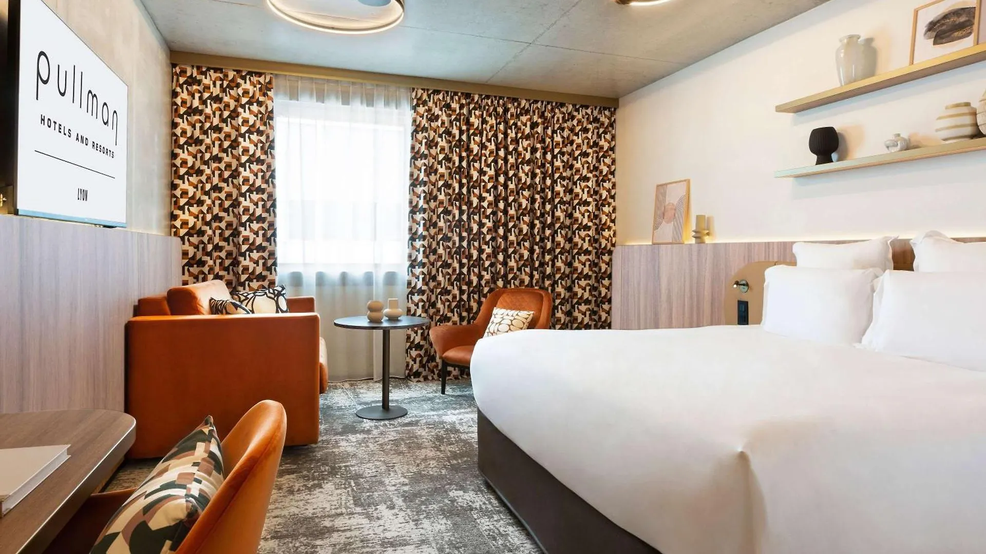 Pullman Lyon Hotel 4*,